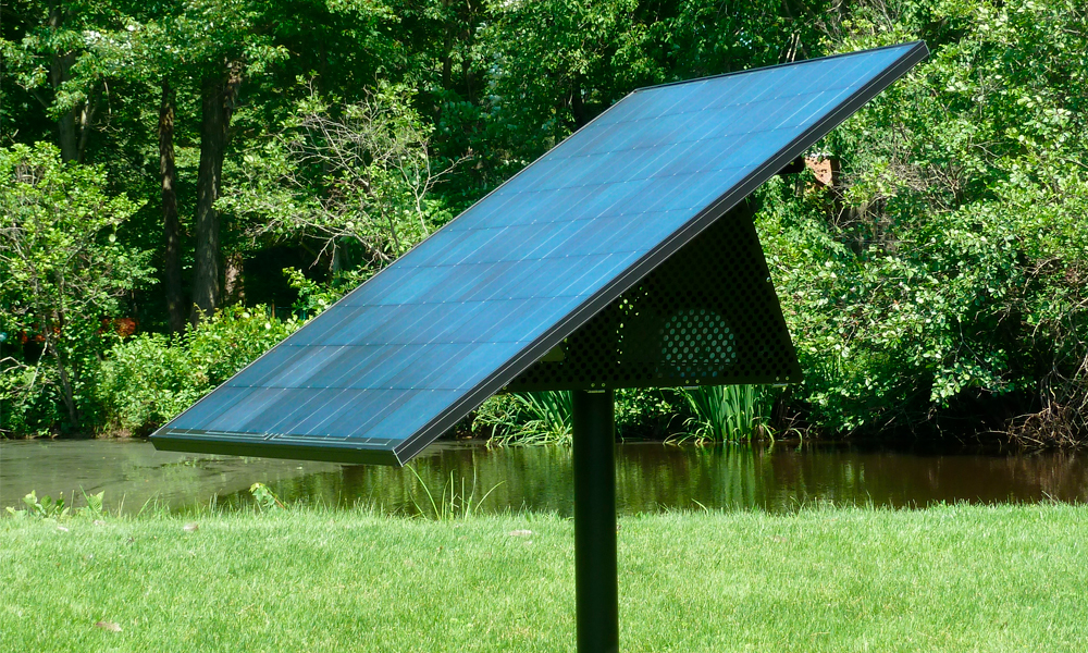 PondHawk is LINNE’s solar-powered subsurface aeration