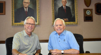 Carolinas Superintendents Honor Smith Brothers at Annual Show