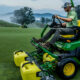 John Deere E-Cut™ Hybrid Triplex Mower