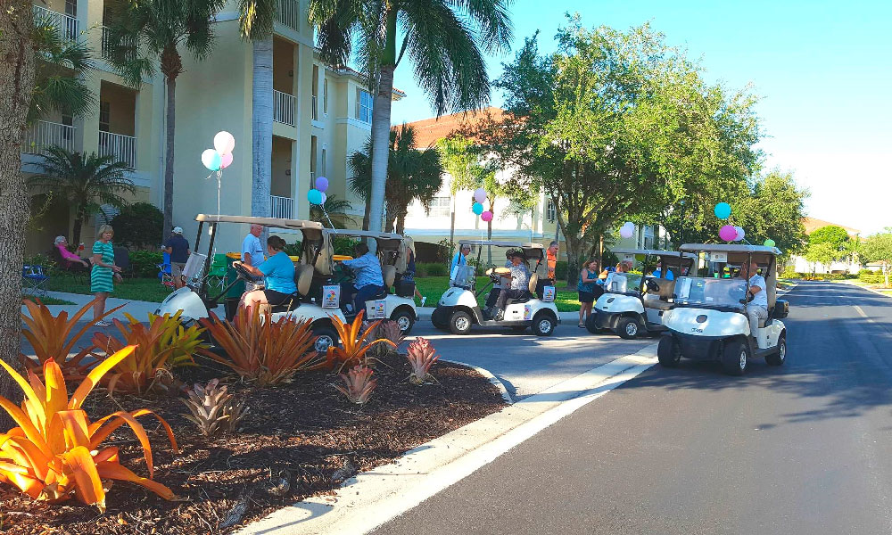 Naples Lakes Golf Carts Deliver Ice Cream & Music