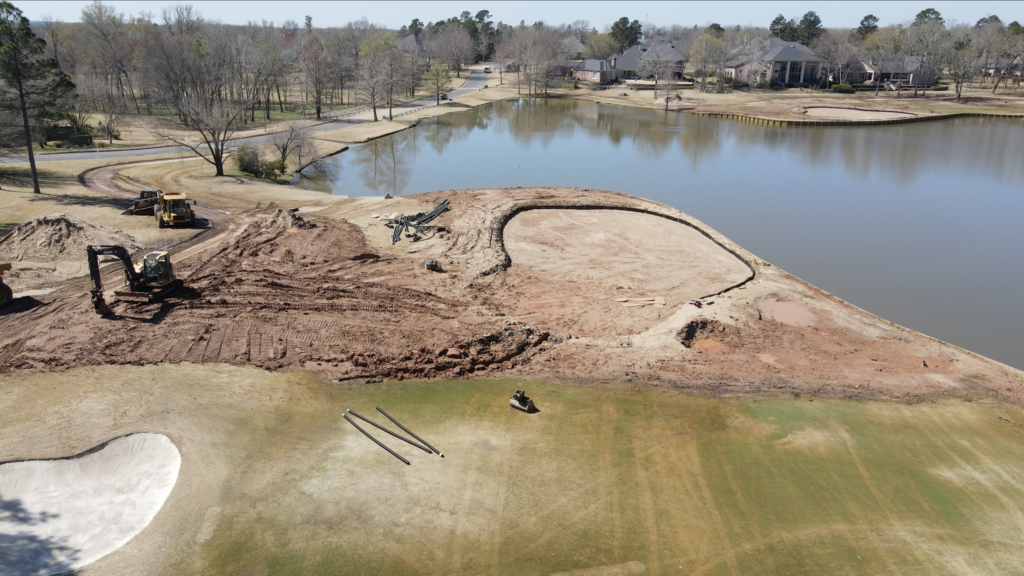 Hole 8 - Bulk Head Southern Trace Country Club in Shreveport, La.