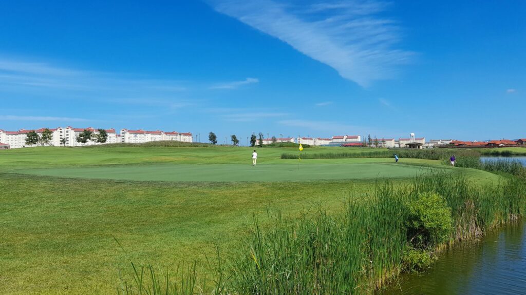 Turf and wetlands on River Bend Golf Course