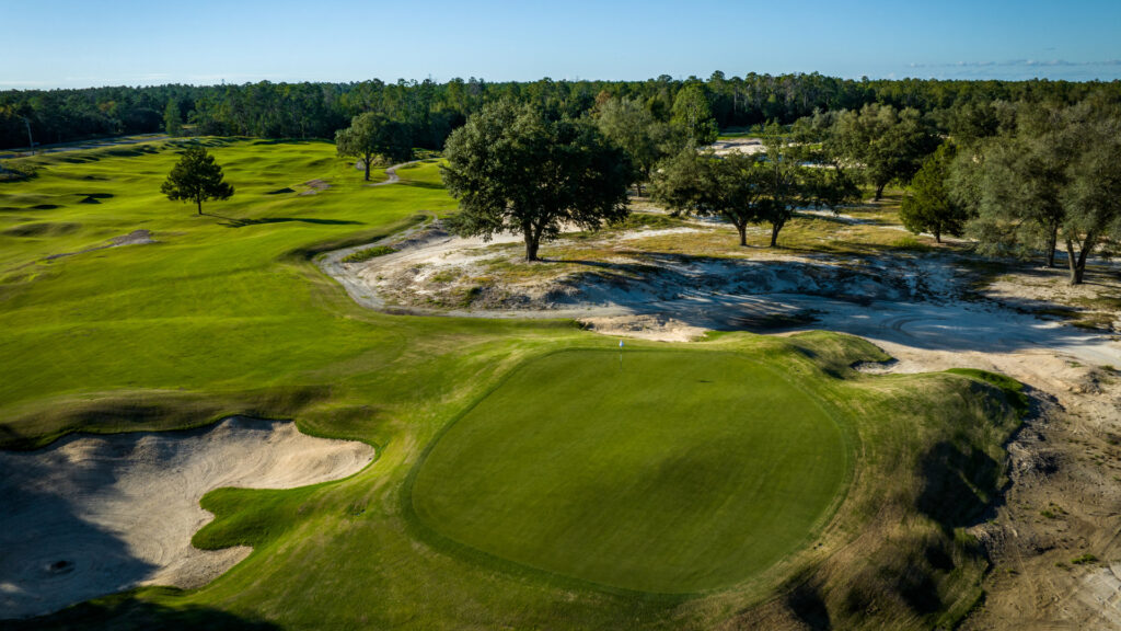 Hole 7 at The Squeeze and a Comfort Station