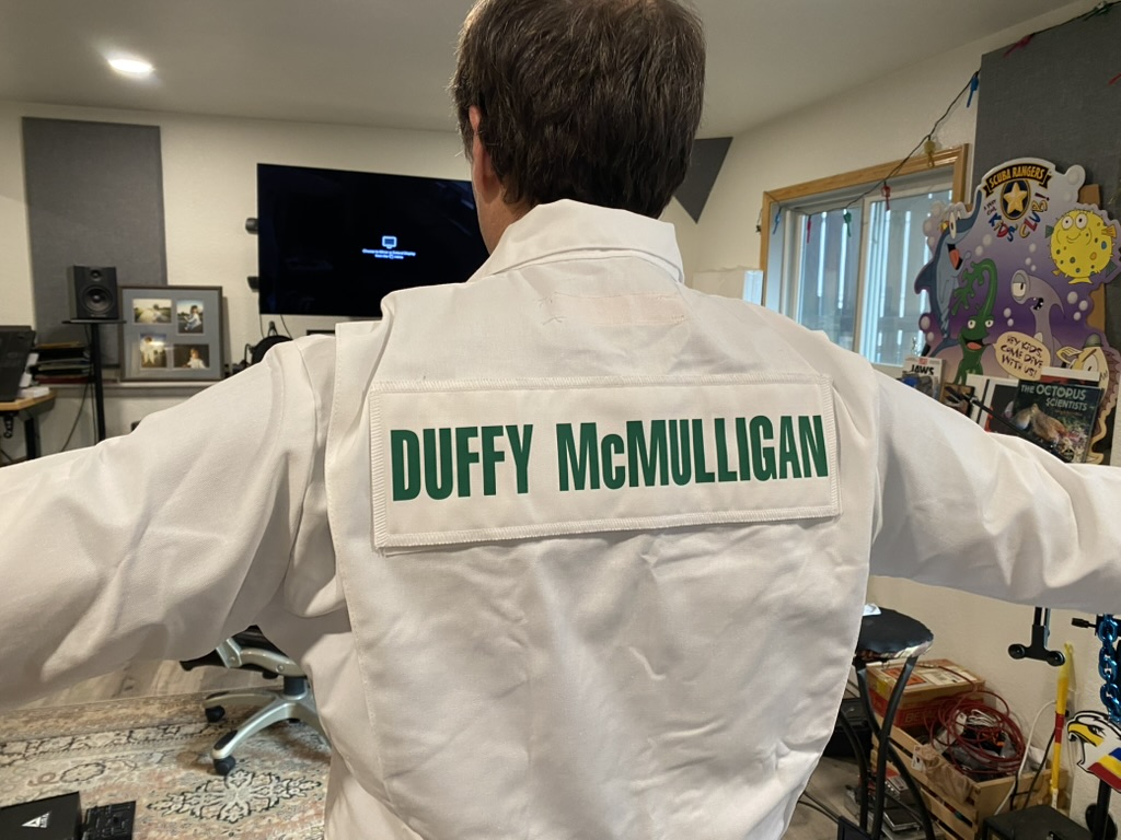 Duffy McMulligan Caddie Outfit for 2026 PGA Show