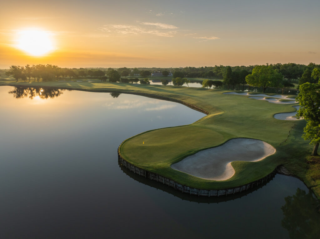 Shadow Hawk Golf Club
