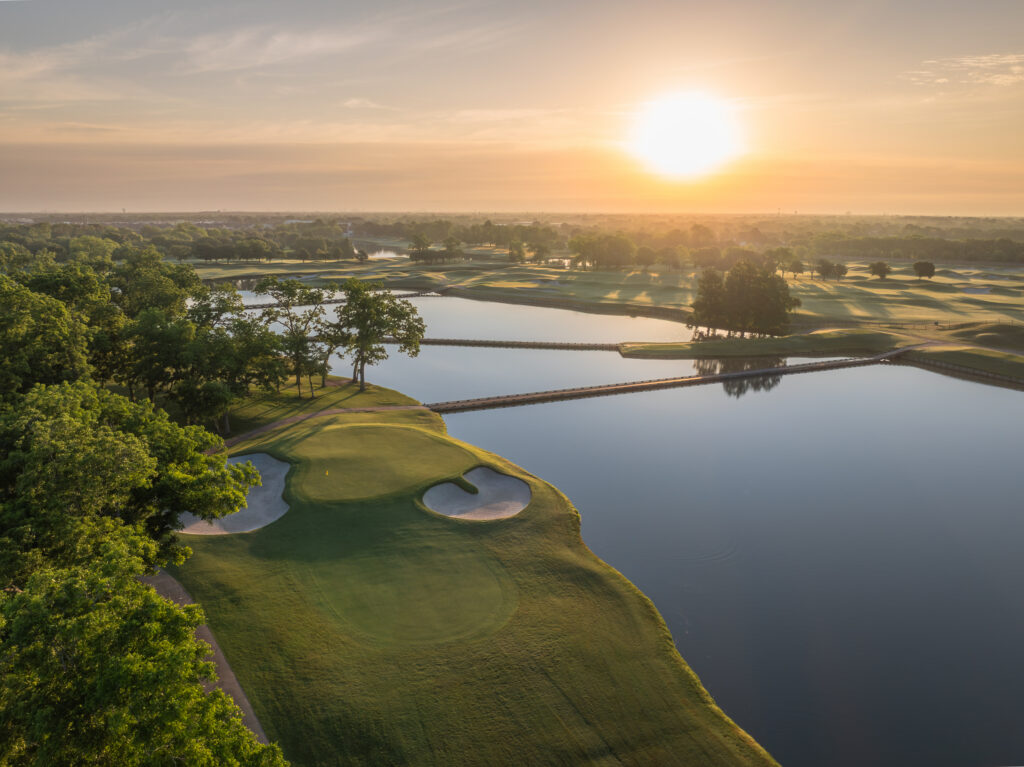 Shadow Hawk Golf Club