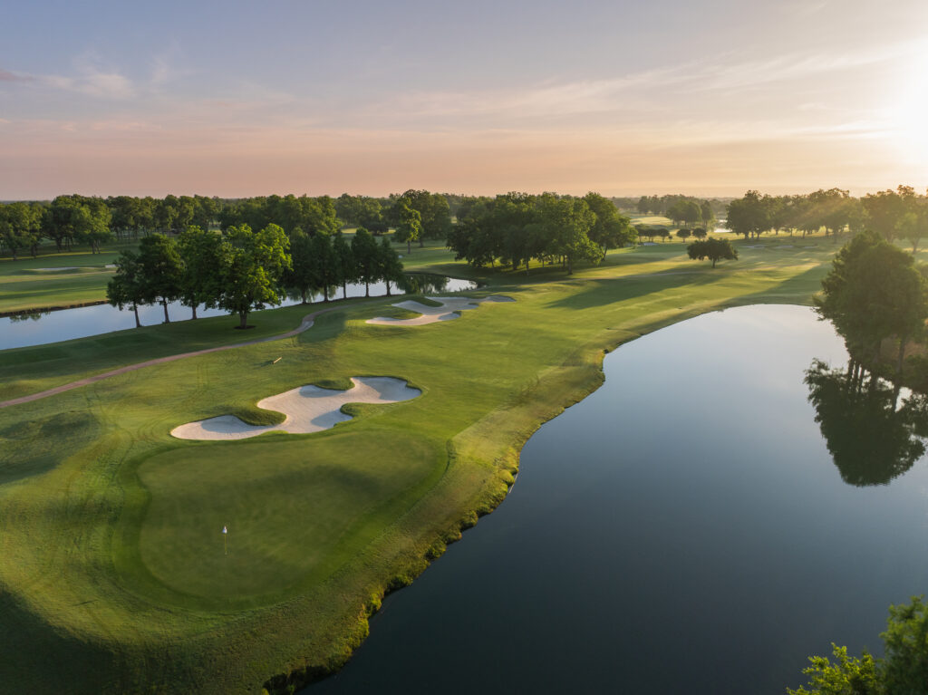Shadow Hawk Golf Club